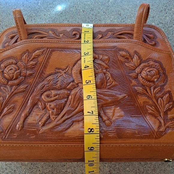 Mont-Abur vintage tooled leather rose & toreador bull purse leather shoulder bag - Picture 16 of 16